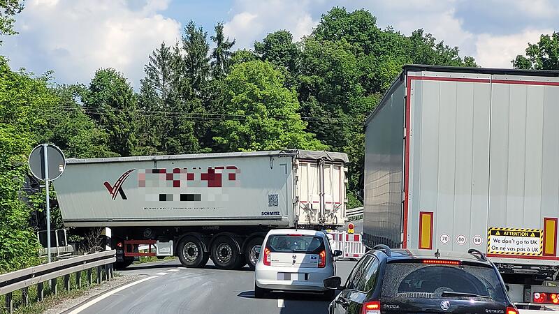 B 85Verkehrschaos B 85