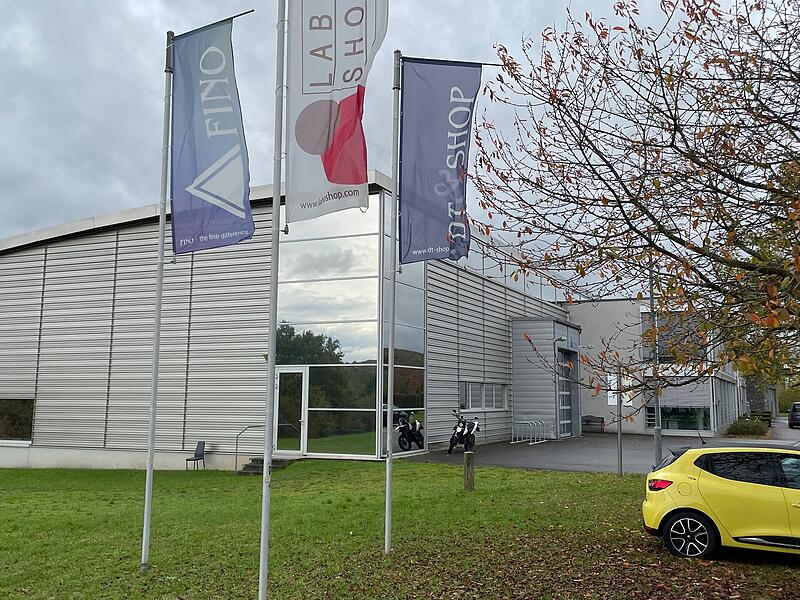 DT & Shop Firmensitz im Gewerbegebiet Gro&szlig;enbrach