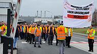 Valeo Ebern: Mitarbeiter protestieren gegen Abbau von 280 Stellen Valeo Ebern: Mitarbeiter protestieren gegen Abbau von 280 Stellen