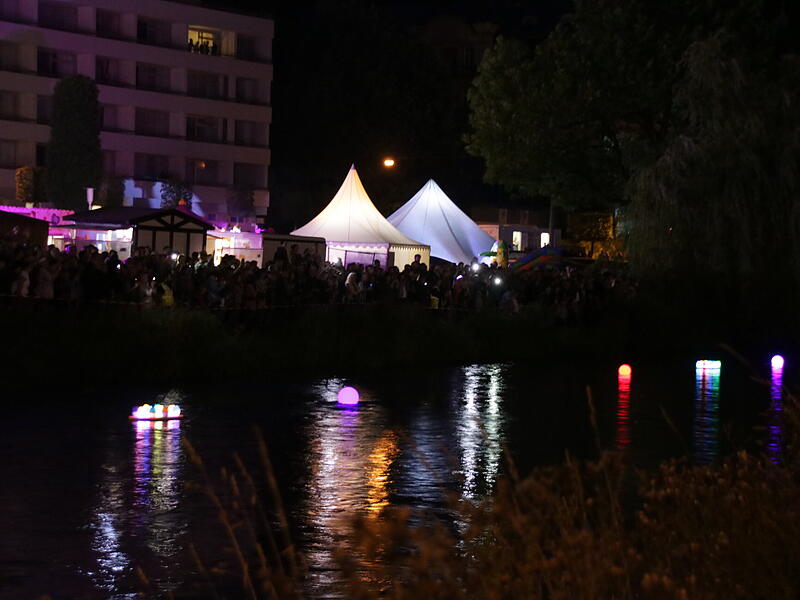 Die Atmosph&auml;re war trotz der LED-Lichter magisch.