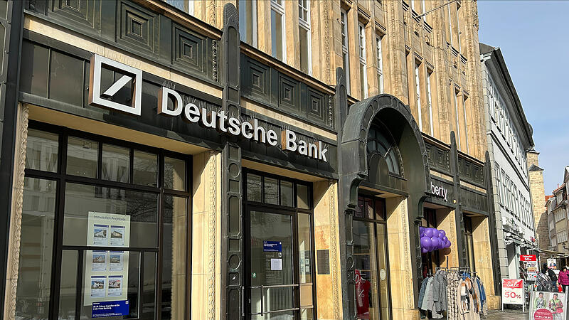 Deutsche Bank in Coburg Die Deutsche Bank schließt ihre Filiale in der Spitalgasse und wird auch die Geldautomaten abbauen. Künftig gibt es hier nur noch ein „Private Banking Center“.