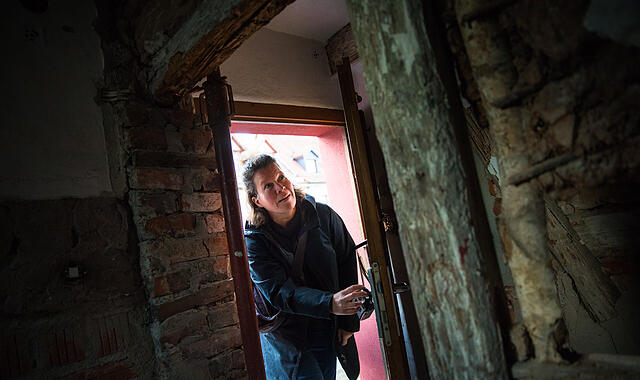 Historisches Tiny House Bamberg: Wiedersehen nach 35 JahrenHistorisches Tiny House Bamberg: Wiedersehen nach 35 Jahren Historisches Tiny House Bamberg: Wiedersehen nach 35 JahrenHistorisches Tiny House Bamberg: Wiedersehen nach 35 Jahren