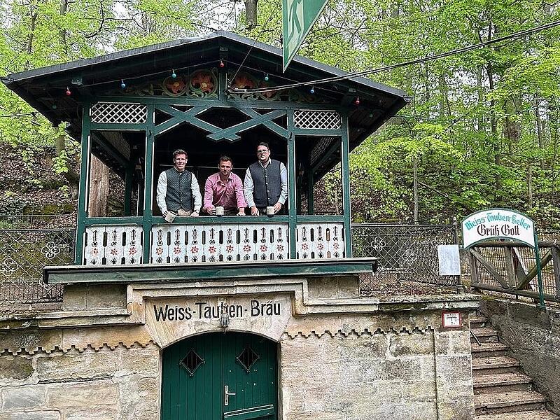 P&auml;chter Weiss Tauben KellerForchheim & Fr&auml;nkische Schweiz