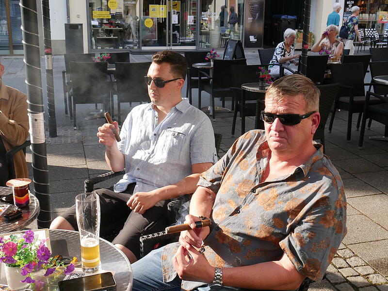 Stefan Härtel und Veranstalter Oliver Thomsen. Stefan Härtel und Veranstalter Oliver Thomsen.
