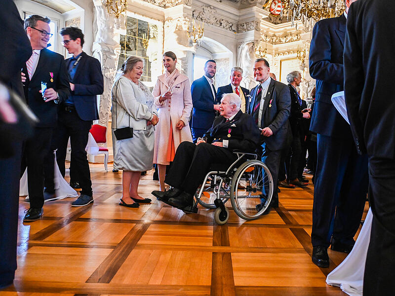 Gro&szlig;er Empfang in Coburg: Mehr als 200 geladene G&auml;ste gratulierten Andreas Prinz von Sachsen-Coburg und Gotha zum 80. Geburtstag.