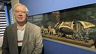 Das „Sandler’sche Pferdefuhrwerk“ dient Hans-Dieter Herold bei seinen Museumsführungen durch das Bayerische Brauereimuseum als „Aufhänger“ für die Kulmbacher Bierexport-Geschichte.