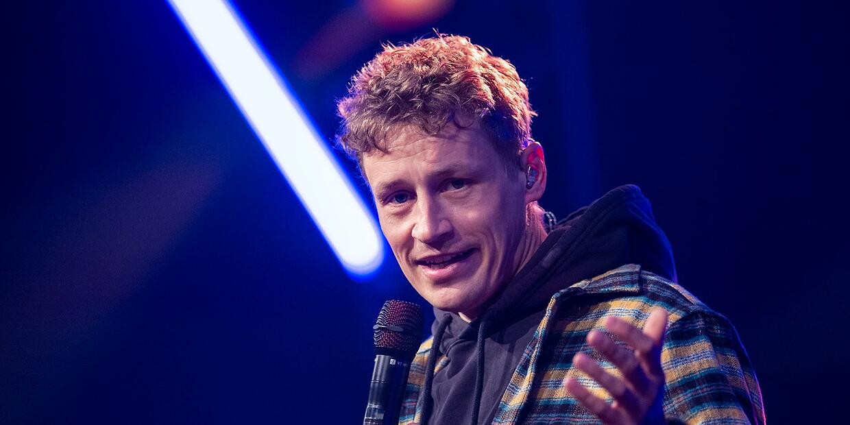 Tim Bendzkos neues Album «April» ist wechselhaft Tim Bendzkos neues Album «April» ist wechselhaft