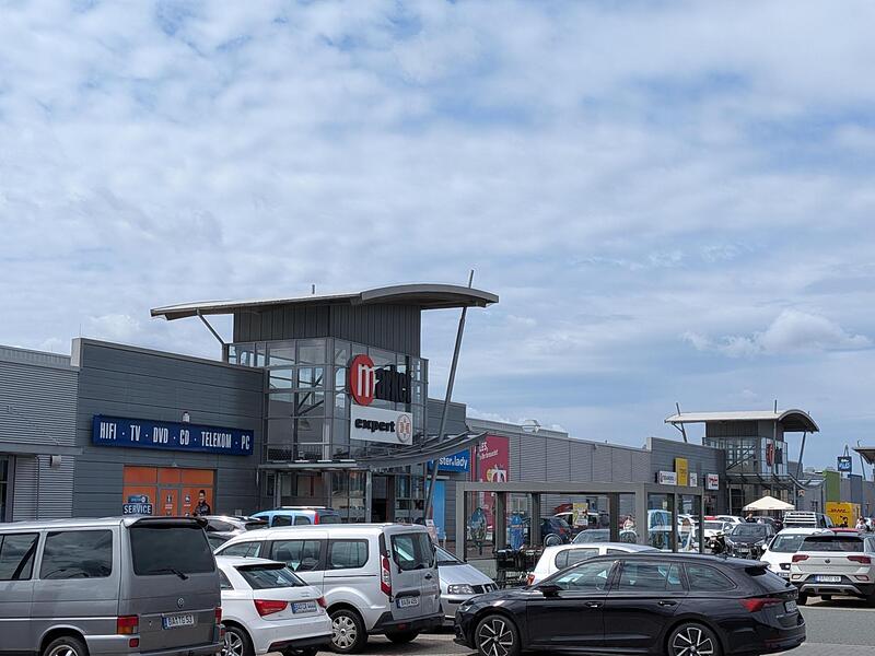 Ladenschließungen Hallstadt Market Einkaufszentrum
