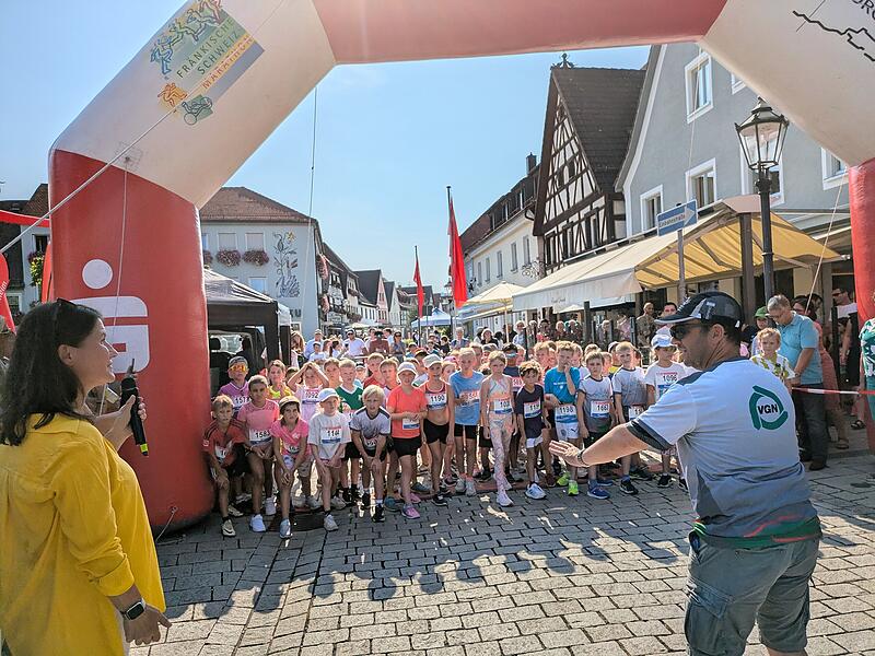 Samstag Kinderläufe Fränkische Schweiz Marathon 2024 Samstag Kinderläufe Fränkische Schweiz Marathon 2024