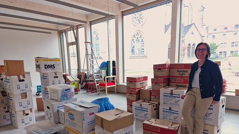 Noch sind nicht alle Kartons ausgepackt: Im neuen LichtForum der evangelischen Kirchengemeinde ist der Alltag dennoch bereits eingekehrt. Noch sind nicht alle Kartons ausgepackt: Im neuen LichtForum der evangelischen Kirchengemeinde ist der Alltag dennoch bereits eingekehrt.