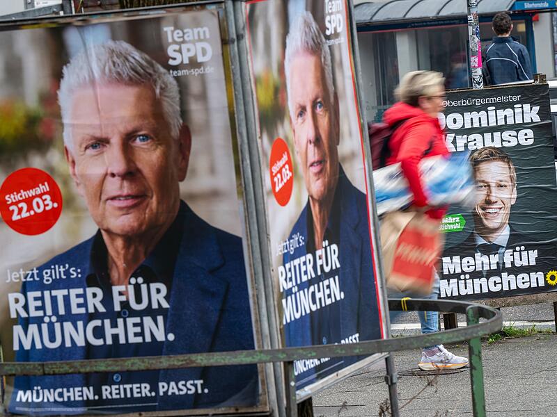 Nach den Kommunalwahlen in Bayern - Wahlplakate