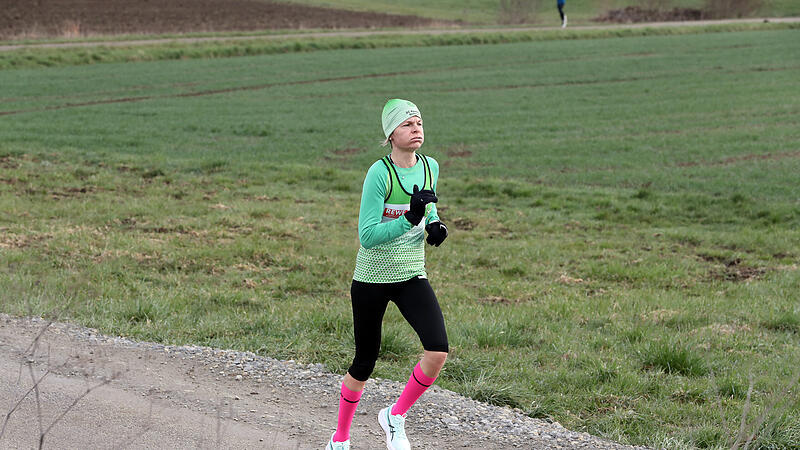 Bei der 22. Auflage des Fr&uuml;hlingslaufs des SV Merkendorf waren etwa 200 Starter dabei.