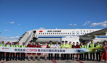Chinas Passagierjet C919 absolviert ersten Linienflug