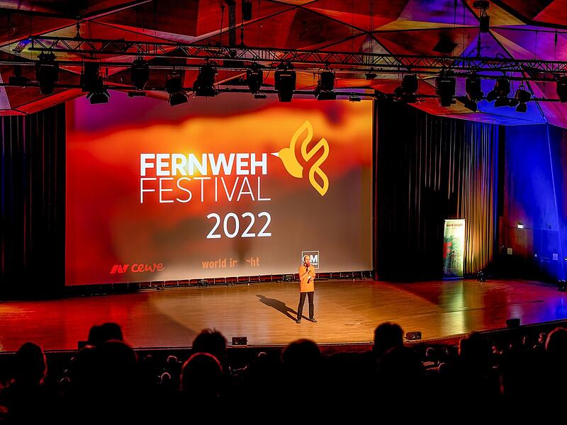 Fernweh Festival in Erlangen im Jahr 2022. Das Fernweh Festival in Erlangen im Jahr 2022. Die Veranstaltung macht mit Vorträgen und Messe Lust auf Outdoor und Reisen.