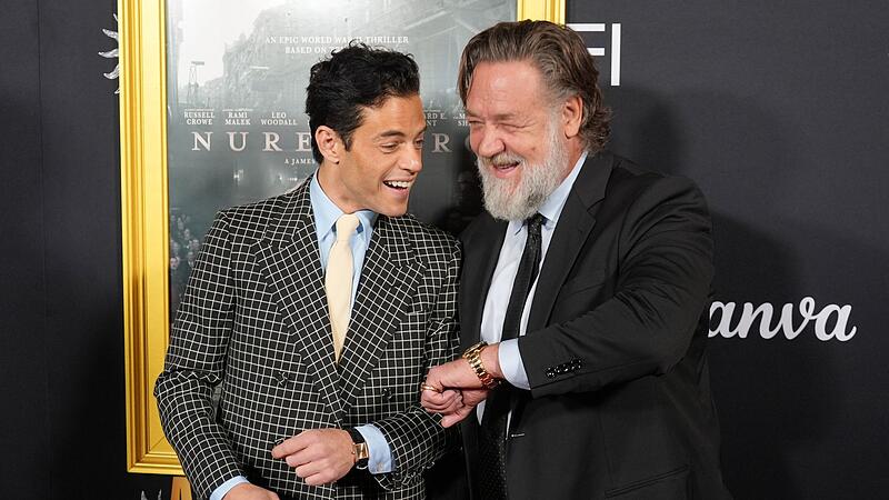 Rami Malek (l) und Russell Crowe