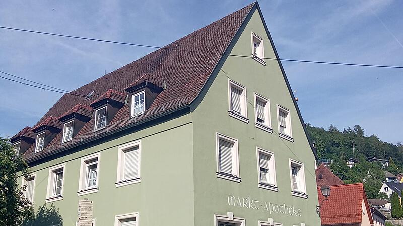 In den Räumen der ehemaligen Marktapotheke in Muggendorf wird Wohnraum für Asylsuchende geschaffen.Forchheim & Fränkische Schweiz