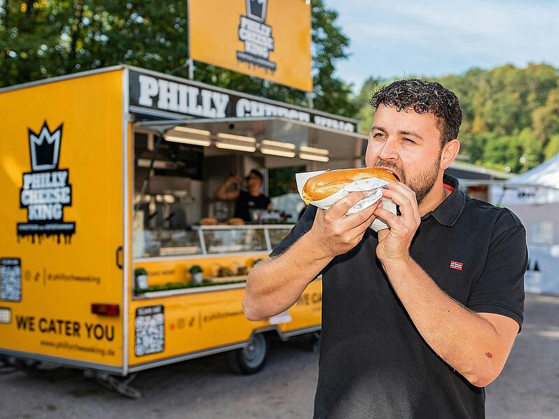 US-amerikanische Klassiker wie Philliy Cheese Steak Sandwiches kann man beim Streetfood-Festival probieren. US-amerikanische Klassiker wie Philliy Cheese Steak Sandwiches kann man beim Streetfood-Festival probieren.