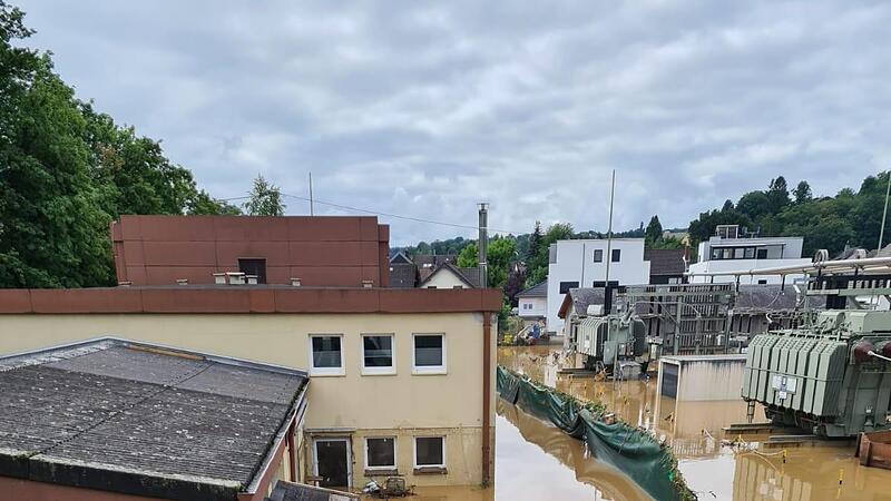 Nach der Flut im Ahrtal blieben Schutt, Schlamm und Verwüstung.