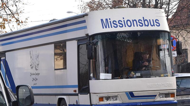 Der Missionsbus geht auf eine letzte Fahrt.