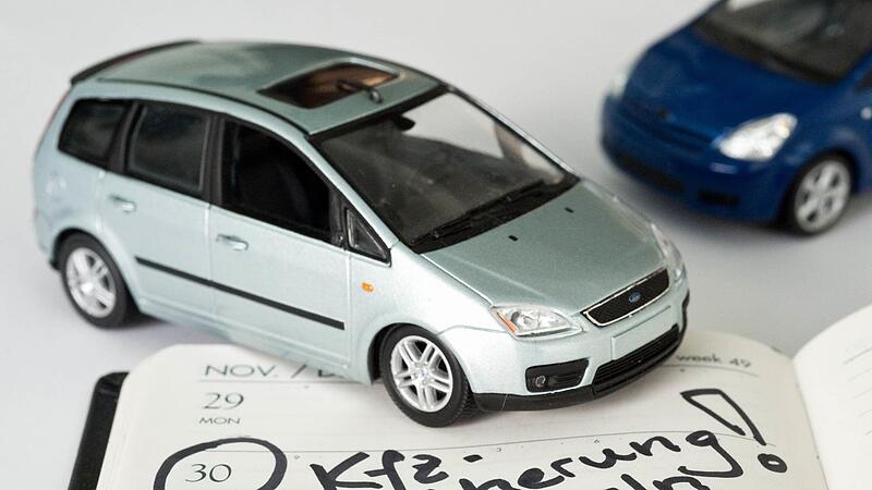 Ein regelmäßiger Wechsel der Kfz-Versicherung kann Geld sparen Ein regelmäßiger Wechsel der Kfz-Versicherung kann Geld sparen