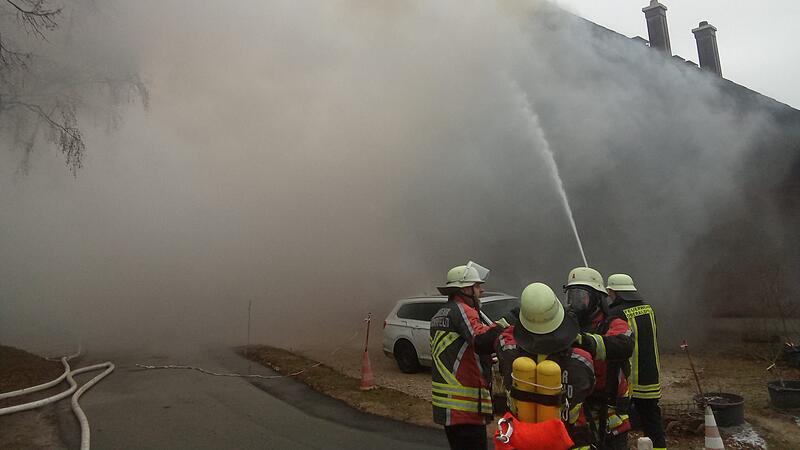 Am Neujahrstag brannte ein Wohnhaus in K&ouml;ttweinsdorf (Landkreis Bayreuth) ab.