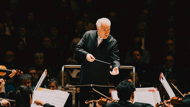 Ehrendirigent Manfred Honeck leitet Bamberger Symphoniker