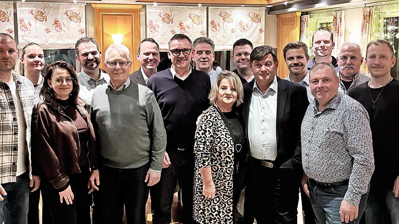 Die Kandidaten der Freien Wähler Röttenbach. Die Kandidaten der Freien Wähler Röttenbach.