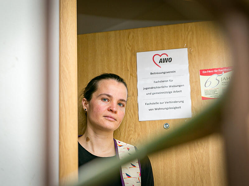 Die T&uuml;r zur Hoffnung will Louisa Kindermann von der der Fachstelle zur Verhinderung von Wohnungslosigkeit (Awo Forchheim) so oft wie m&ouml;glich &ouml;ffnen. Doch nun steht das Hilfsangebot vor dem Aus; aus finanziellen Gr&uuml;nden.