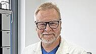 Wieland Voigt, Gründer und CEO der VOC-Advanced Breath Diagnostics GmbH, zeigt seine neueste Erfindung, den Imo-Test.