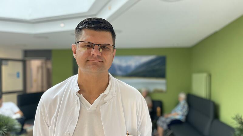 Alex Aleks Chefarzt Innere Medizin St Anna Höchstadt Krankenhaus Seit August ist Internist Alex Aleks der neue Chefarzt für Innere Medizin am Krankenhaus St. Anna in Höchstadt.