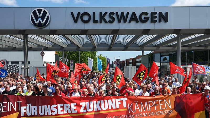 VW-Aufsichtsrat und IG-Metall-Protesttag - Zwickau VW-Aufsichtsrat und IG-Metall-Protesttag - Zwickau