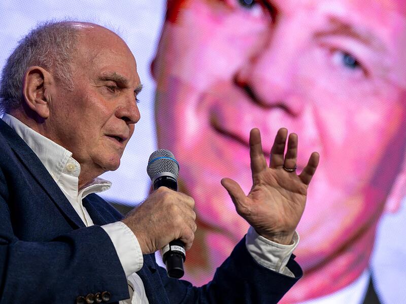 Uli Hoeneß spricht auf Kongress „Sport Marke Medien“