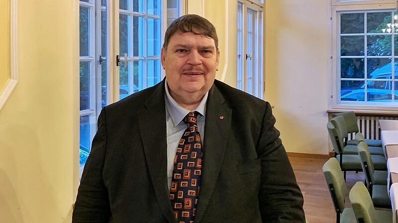 Bernd Posselt sprach in Bad Kissingen zum Thema  &bdquo;Europa zwischen Krieg und Frieden&ldquo;.