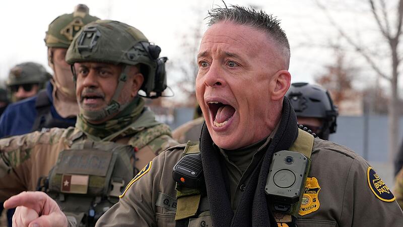 Nach tödlichen Schüssen eines ICE-Beamten in Minneapolis Nach tödlichen Schüssen eines ICE-Beamten in Minneapolis