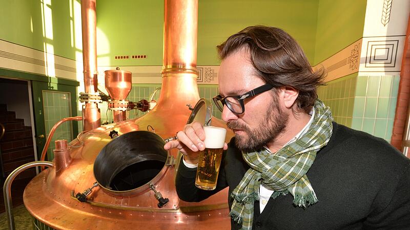 Der ehemalige Mahrs-Bräu-Geschäftsführer Stephan Michel war bei Mitarbeitern und Stammkunden umstritten, wird aber selbst von seinen größten Kritikern für sein Marketing-Talent gelobt. Der ehemalige Mahrs-Bräu-Geschäftsführer Stephan Michel war bei Mitarbeitern und Stammkunden umstritten, wird aber selbst von seinen größten Kritikern für sein Marketing-Talent gelobt.