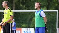 Der Trainer des SV Ketschendorf, Jonas Krüger, fordert nach der 0:4-Klatsche gegen Scherneck eine klare Reaktion von seiner Mannschaft. Der Trainer des SV Ketschendorf, Jonas Krüger, fordert nach der 0:4-Klatsche gegen Scherneck eine klare Reaktion von seiner Mannschaft.