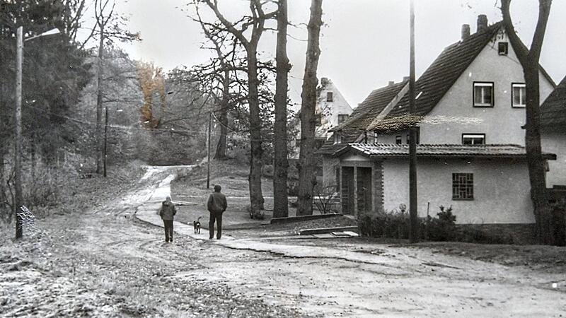So sah es 1982 im Hermann-L&ouml;ns-Weg in Neustadt Richtung Muppberg aus.