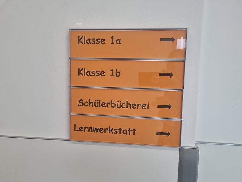 Erweiterungsbau der Grundschule Reuth in Forchheim wurde offiziell eingeweiht.