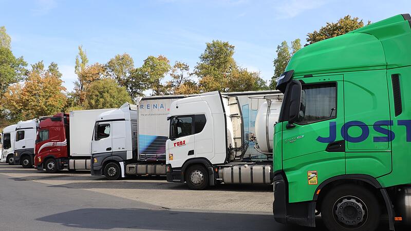 Sonntagsfahrverbot für Lkw in Nordrhein-Westfalen gelockert Sonntagsfahrverbot für Lkw in Nordrhein-Westfalen gelockert