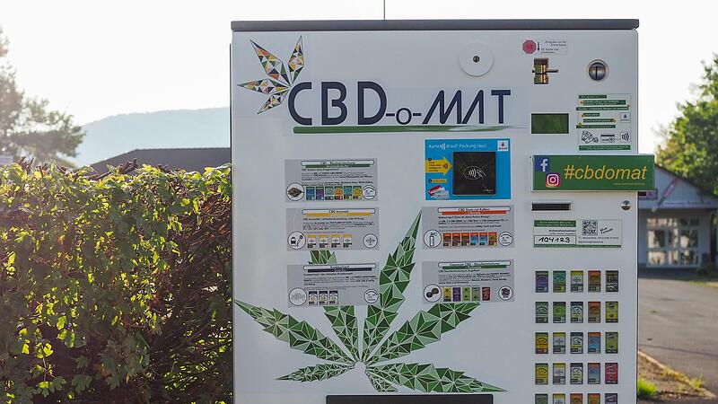 Der CBD-Automat in Neustadt bei Coburg steht dort seit zwei Monaten. Der CBD-Automat in Neustadt bei Coburg steht dort seit zwei Monaten.