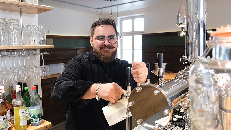 Nach Monaten des Wartens ist es endlich so weit: Koray Yildirim hat die Alte Wache am Paradeplatz Forchheim mit einem „Soft Opening“ eröffnet.
