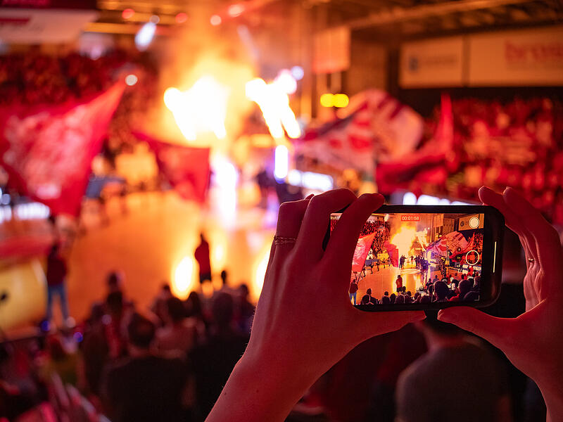 Die Halle brennt wieder: Die BMA365 Bamberg Baskets empfangen am Sonntag die Niners Chemnitz.