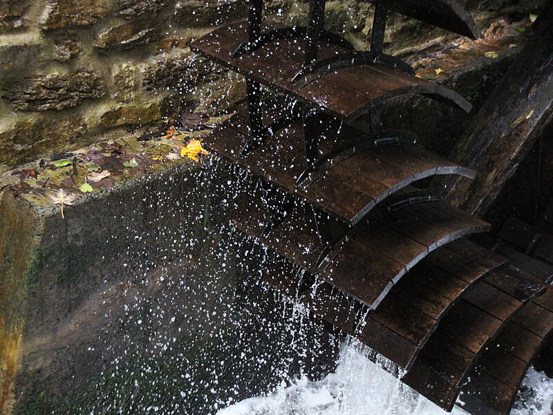Wo findet sich dieses Wasserrad?