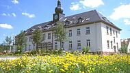 Das Bad Kissinger Technologietransferzentrum wird ins Rhön-Saale Gründer- und Innovationszentrum (RSG) in der Sieboldstraße ziehen. Das Bad Kissinger Technologietransferzentrum wird ins Rhön-Saale Gründer- und Innovationszentrum (RSG) in der Sieboldstraße ziehen.