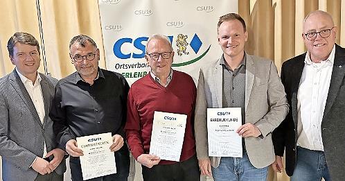 Staatssekretär Sandro Kirchner (von links) und Ortsvorsitzender Manfred Reuß ehrten Robert Erhard, Engelbert Klein und Bürgermeister Nico Rogge für langjährige Mitgliedschaft. Staatssekretär Sandro Kirchner (von links) und Ortsvorsitzender Manfred Reuß ehrten Robert Erhard, Engelbert Klein und Bürgermeister Nico Rogge für langjährige Mitgliedschaft.