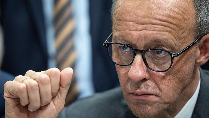 CDU-Chef Friedrich Merz will n&auml;chste Woche im Bundestag &uuml;ber seinen F&uuml;nf-Punkte-Plan f&uuml;r die Asylpolitik abstimmen lassen.