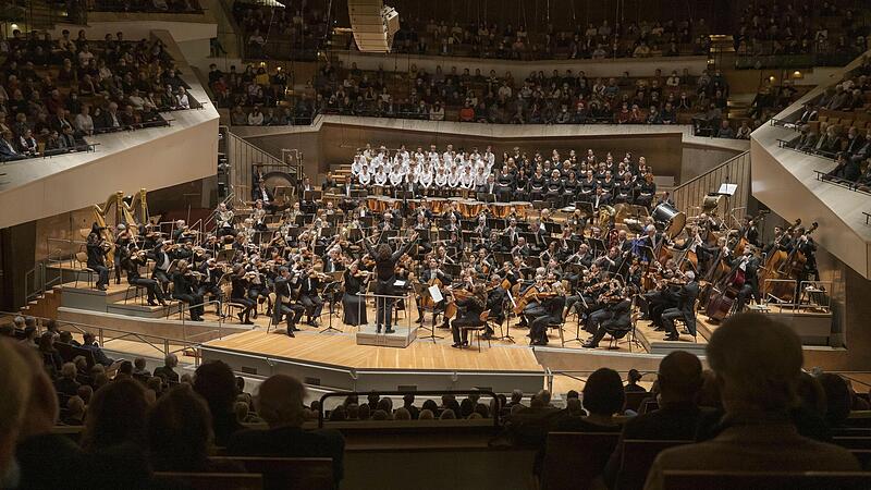 Mit Anton Bruckners &raquo;Romantischer&laquo; Vierter reist das Deutsche Symphonie-Orchester Berlin unter Tugan Sokhiev an.
