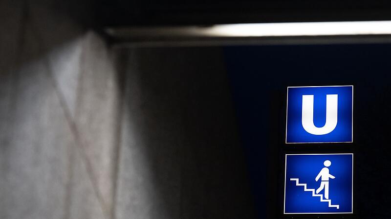 U-Bahn Schild U-Bahn Schild