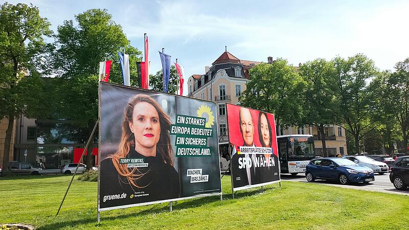 Am Schönleinsplatz wurden Großplakate zur Europawahl 2024 aufgestellt Am Schönleinsplatz wurden Großplakate zur Europawahl 2024 aufgestellt.