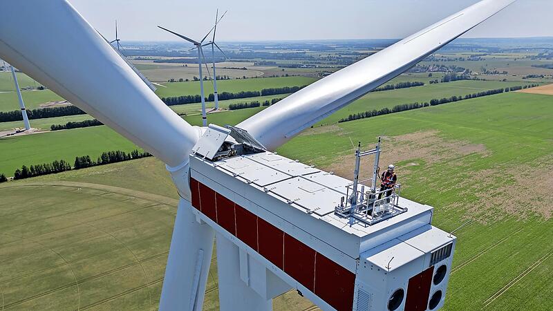 In einer Sondersitzung des Marktgemeinderats Hirschaid stand das Thema Windkraftanlagen im Mittelpunkt.